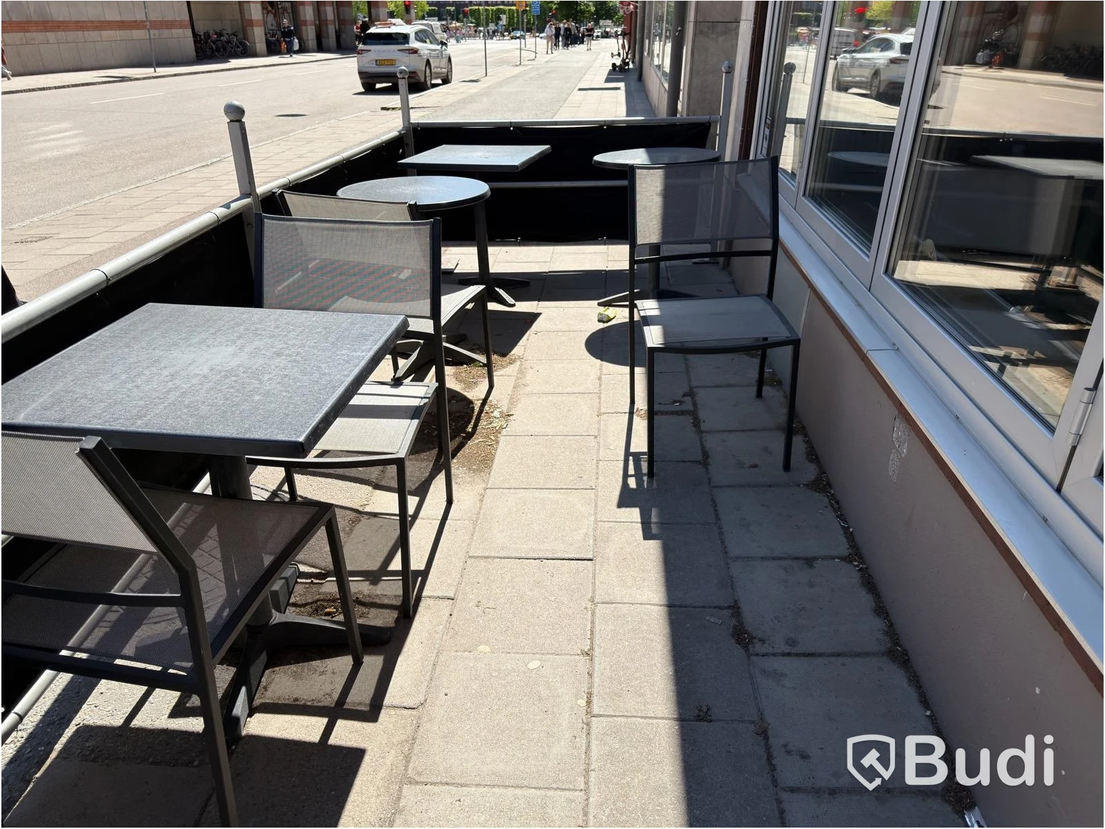 Restaurant furnishings (lot)