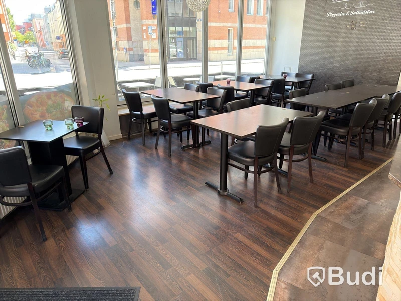 Restaurant furnishings (lot)