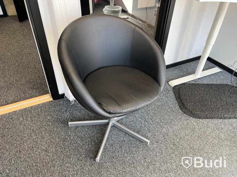 Besöksfåtölj