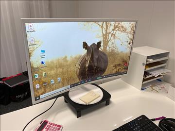 Samsung datorskärm curved 32 tum