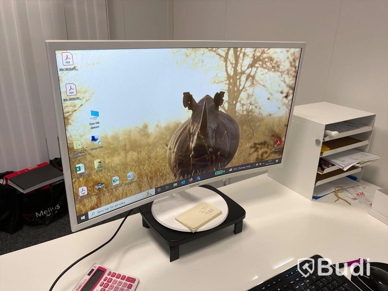 Samsung datorskärm curved 32 tum