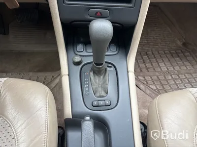 Personbil VOLVO L + S70 -1999 Lågmilare