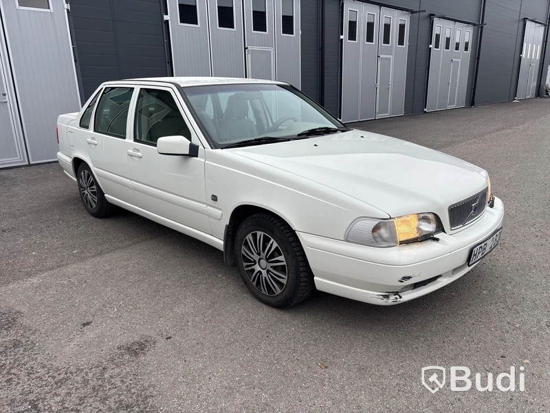 Personbil VOLVO L + S70 -1999 Lågmilare