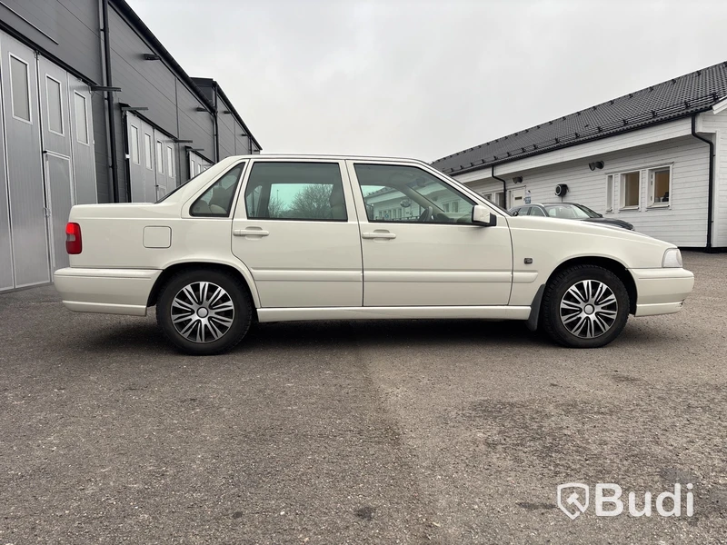 Personbil VOLVO L + S70 -1999 Lågmilare