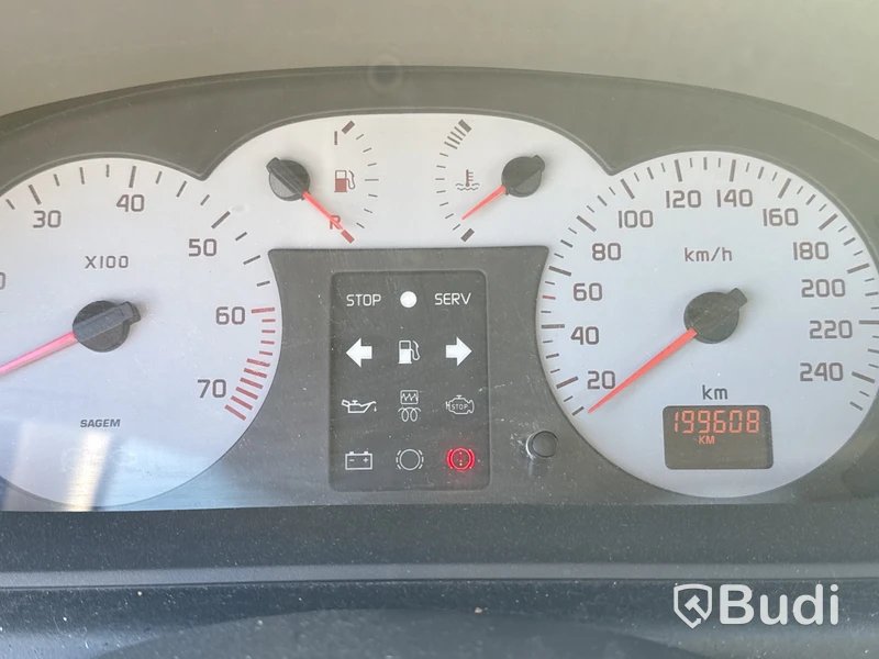 Renault Megane Scenic | 19960 mil | 2003 | Reparationsobjekt