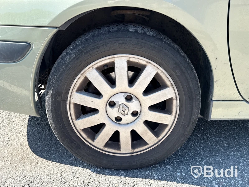 Renault Megane Scenic | 19960 mil | 2003 | Reparationsobjekt