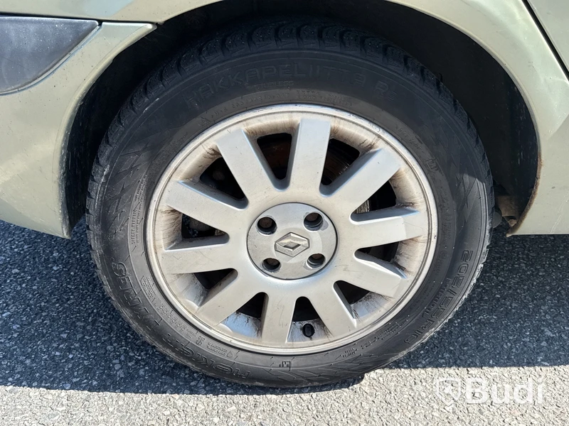 Renault Megane Scenic | 19960 mil | 2003 | Reparationsobjekt
