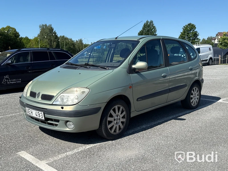 Renault Megane Scenic | 19960 mil | 2003 | Reparationsobjekt