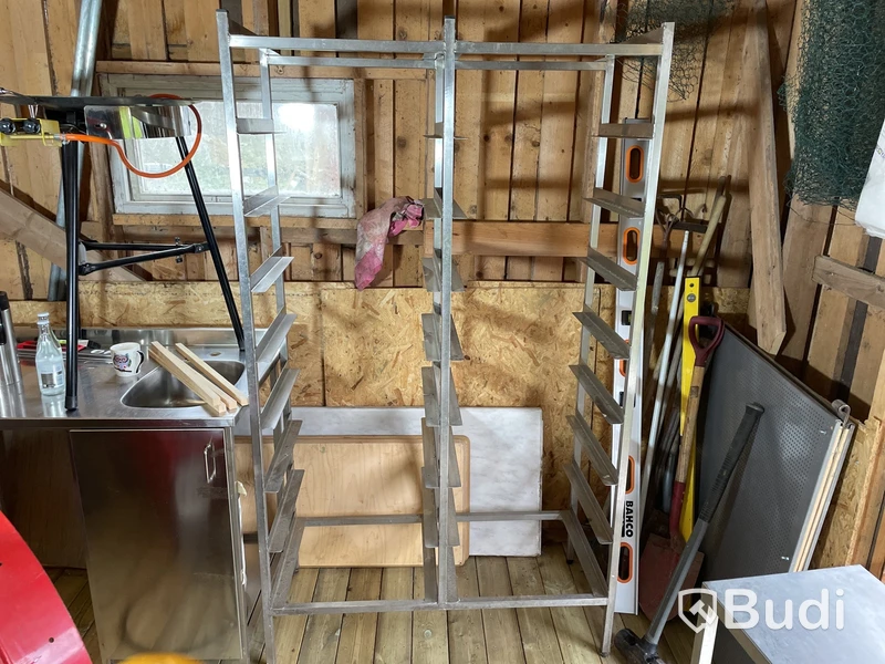 Ställning för diskbackar, 16 gejder, 500x500 mm