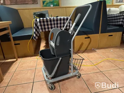Städvagn, mopphink med press på vagn