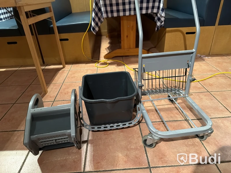Städvagn, mopphink med press på vagn