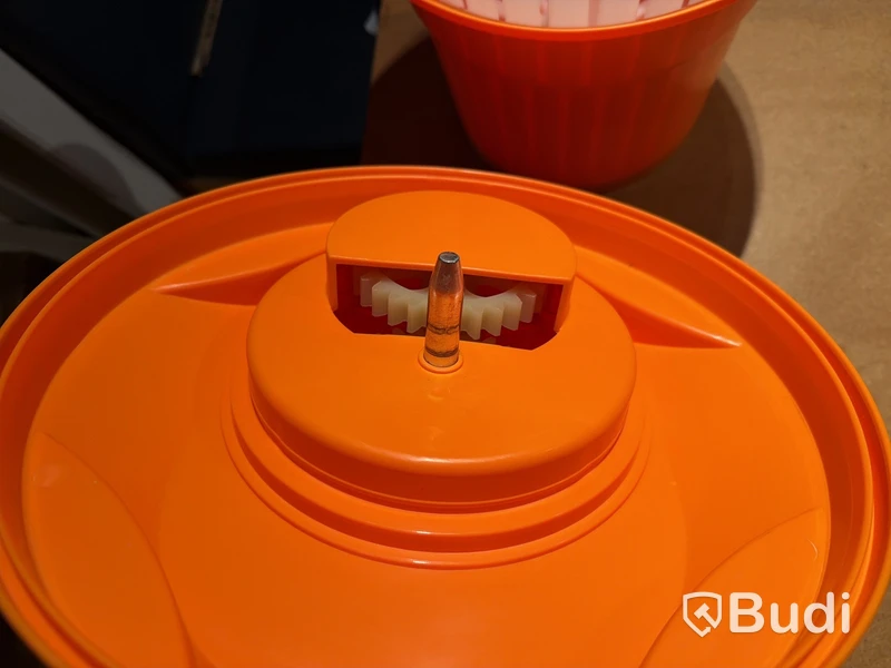 Salladsslunga + 2 behållare med lock, plast