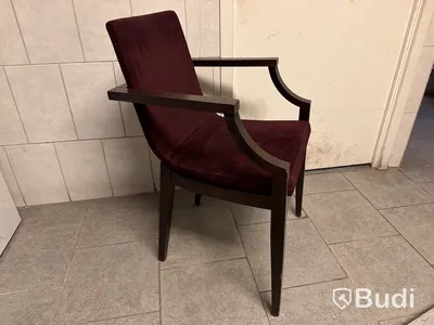 18 st stol, vinröd sammet, trä