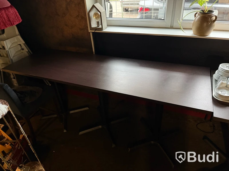 Restaurangbord, 9 st samt 4 st bordsskivor och 4 st bordsben