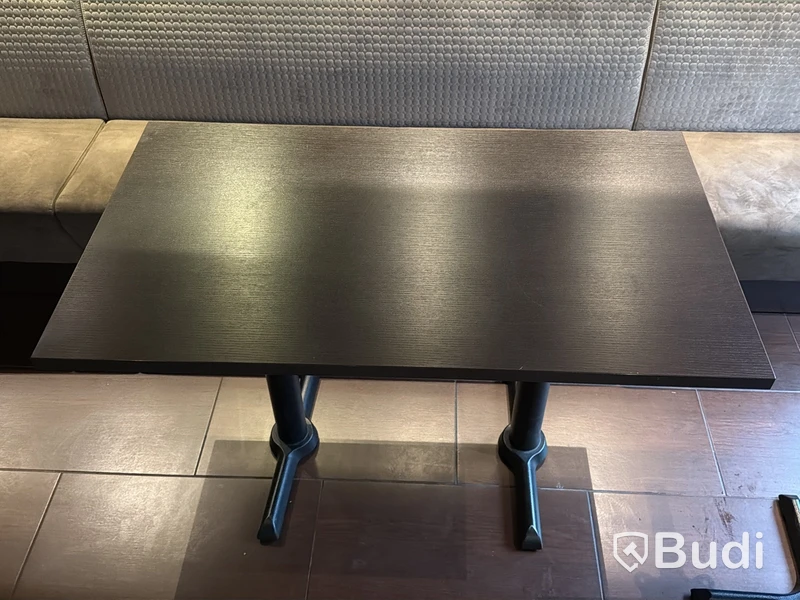 Restaurangbord, 9 st samt 4 st bordsskivor och 4 st bordsben