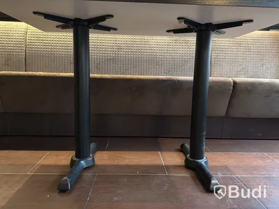 Restaurangbord, 9 st samt 4 st bordsskivor och 4 st bordsben