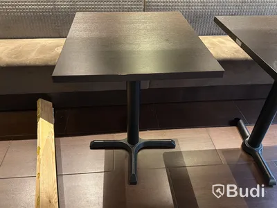 Restaurangbord, 9 st samt 4 st bordsskivor och 4 st bordsben