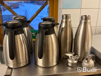 4 st kaffekannor, 2 st sifoner samt 2 st kylplattor