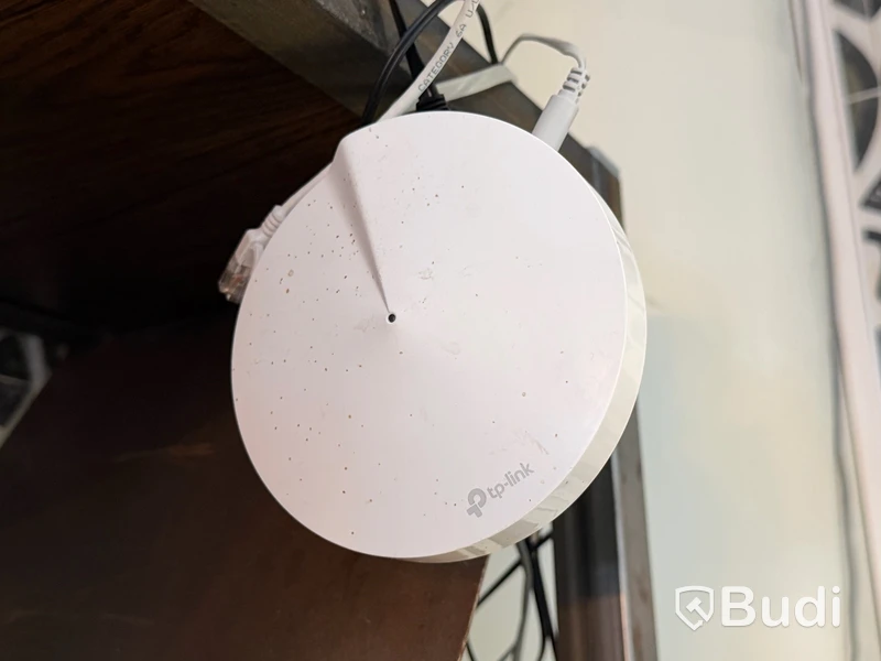 Trådlös router ZTE MC888 samt 3 st TP-Link Deco M5 AC1300 mesh Wi-Fi