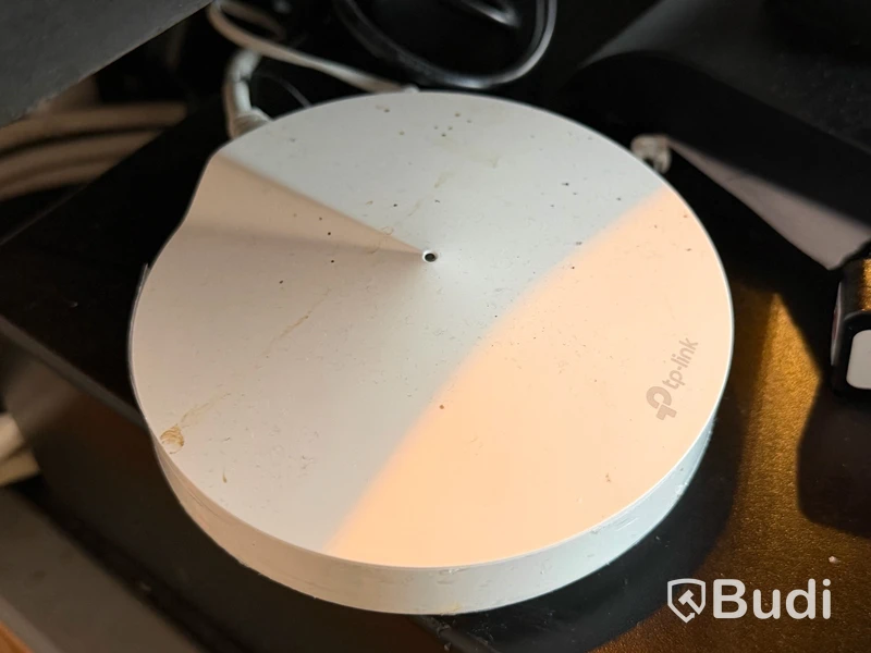 Trådlös router ZTE MC888 samt 3 st TP-Link Deco M5 AC1300 mesh Wi-Fi