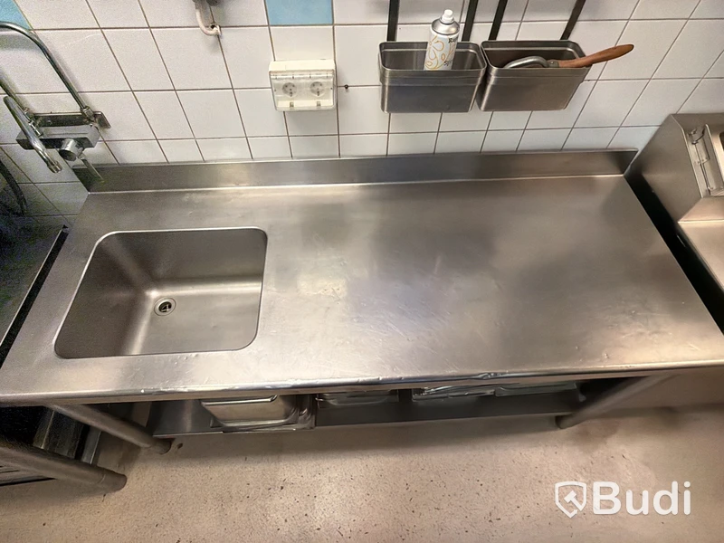 Rostfri arbetsbänk med ho, Baron