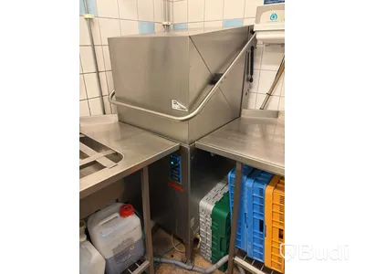 Huvdiskmaskin WD-6C med in- och utmatningsbänk