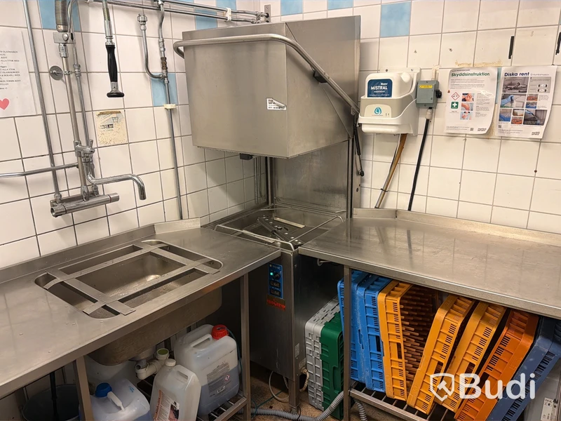 Huvdiskmaskin WD-6C med in- och utmatningsbänk