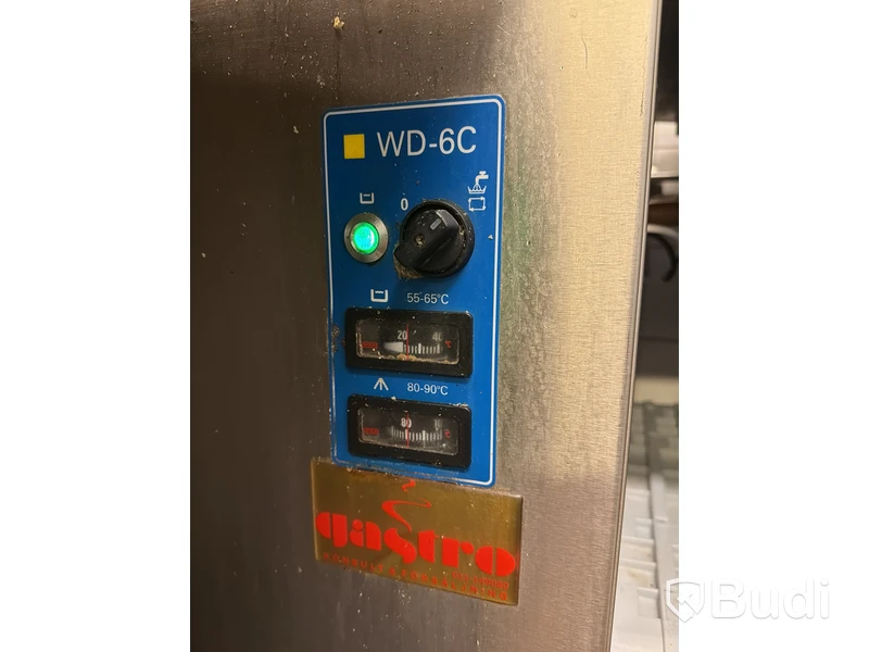 Huvdiskmaskin WD-6C med in- och utmatningsbänk