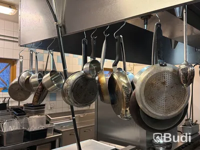Parti kastruller och grytor