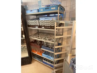Diskbacksställ samt diskbackshylla