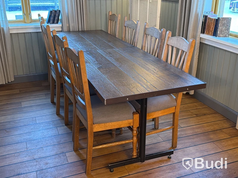 Restaurangmöbler - 14 st bord samt 42 st stolar