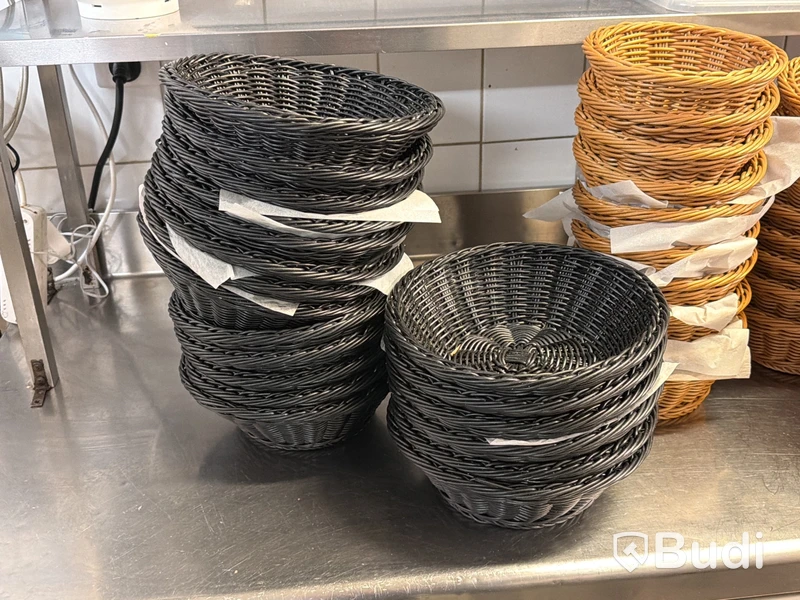 Parti rottingkorgar för t.ex. bröd/ pommes