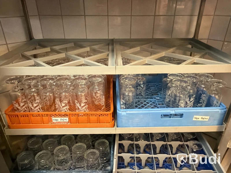 Stort sortiment diverse glas