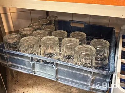 Stort sortiment diverse glas