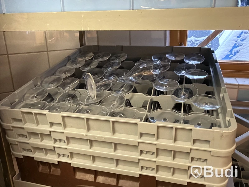 Stort sortiment diverse glas