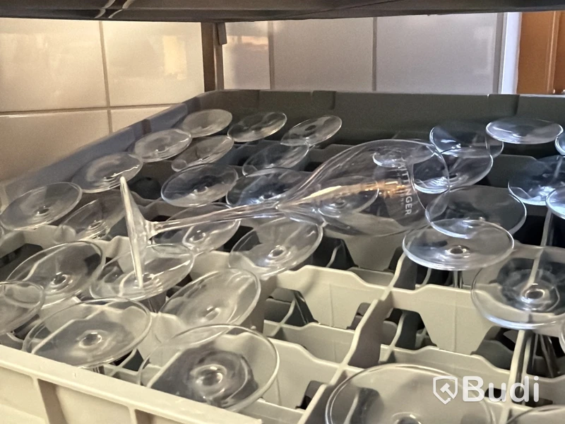 Stort sortiment diverse glas
