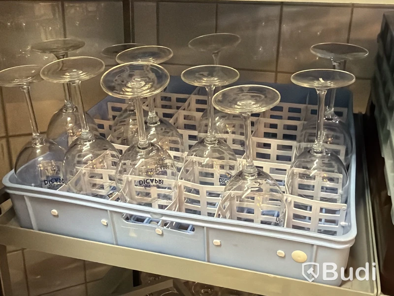 Stort sortiment diverse glas