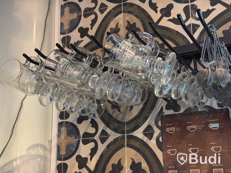 Stort sortiment diverse glas