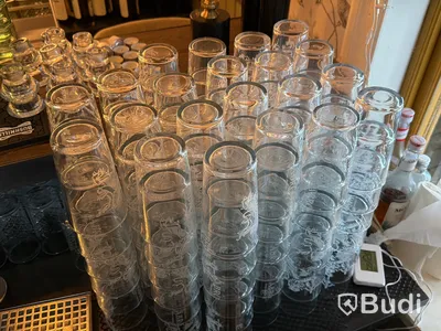 Stort sortiment diverse glas
