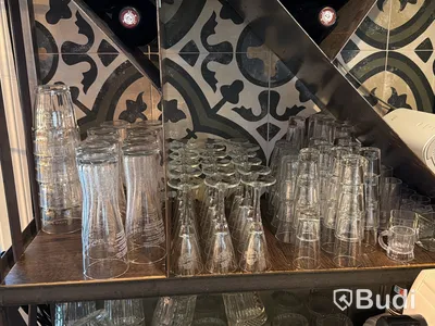 Stort sortiment diverse glas
