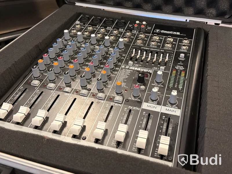 Ljudanläggning - ProFX8-mixer, Dynacord PowerSub 315 samt 2 st Dynacord D12