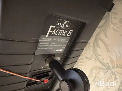 2 st högtalare D.A.S. Factor8 samt 1 st JBL Control 28