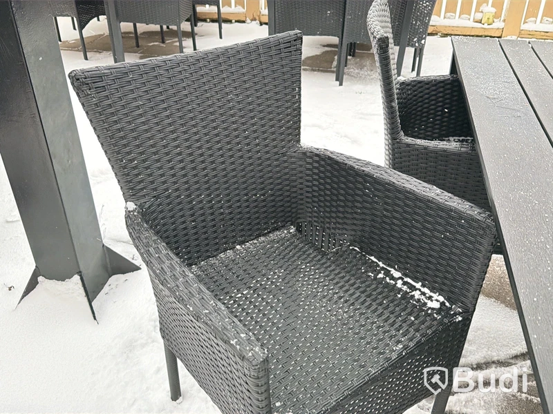 Möbler för uteservering - 10 st bord samt 40 st stolar