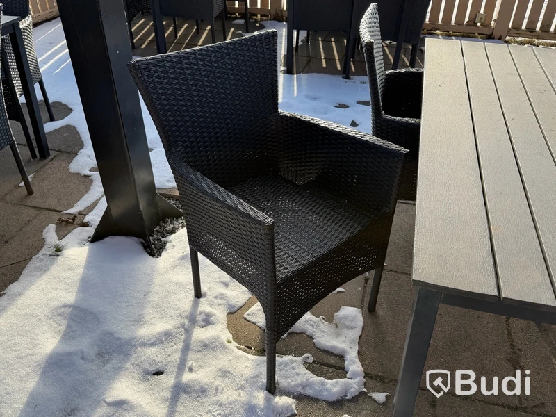 Möbler för uteservering - 15 st bord samt 60 st stolar