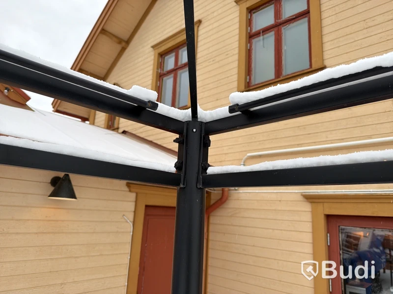 2 st pergola ramverk, med tillhörande tyg