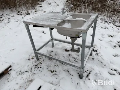 Rostfri arbetsbänk med ho och blandare