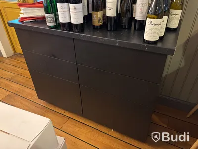 Sideboard med sex lådor