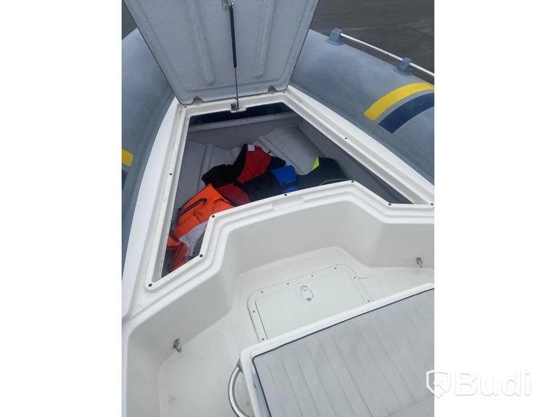 Ribbåt Marlin med Evinrude 150 hk. 2-takt. -2000. Längd (m): 6,30