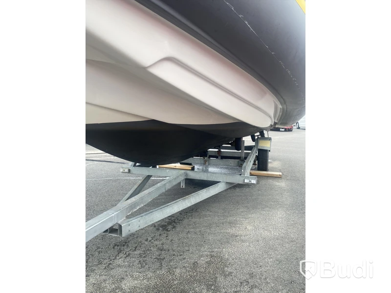 Ribbåt Marlin med Evinrude 150 hk. 2-takt. -2000. Längd (m): 6,30
