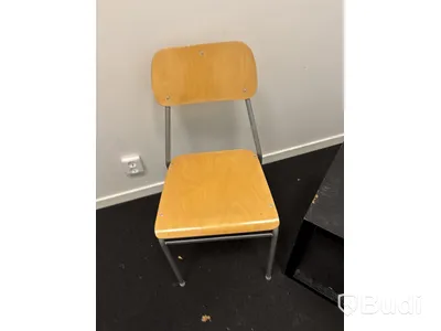 2 st. Stolar och Sidobord